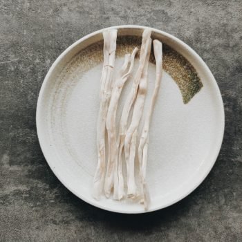 Alternative view of Pork Tendons (Soft) - Freeze Dried Retail Pack